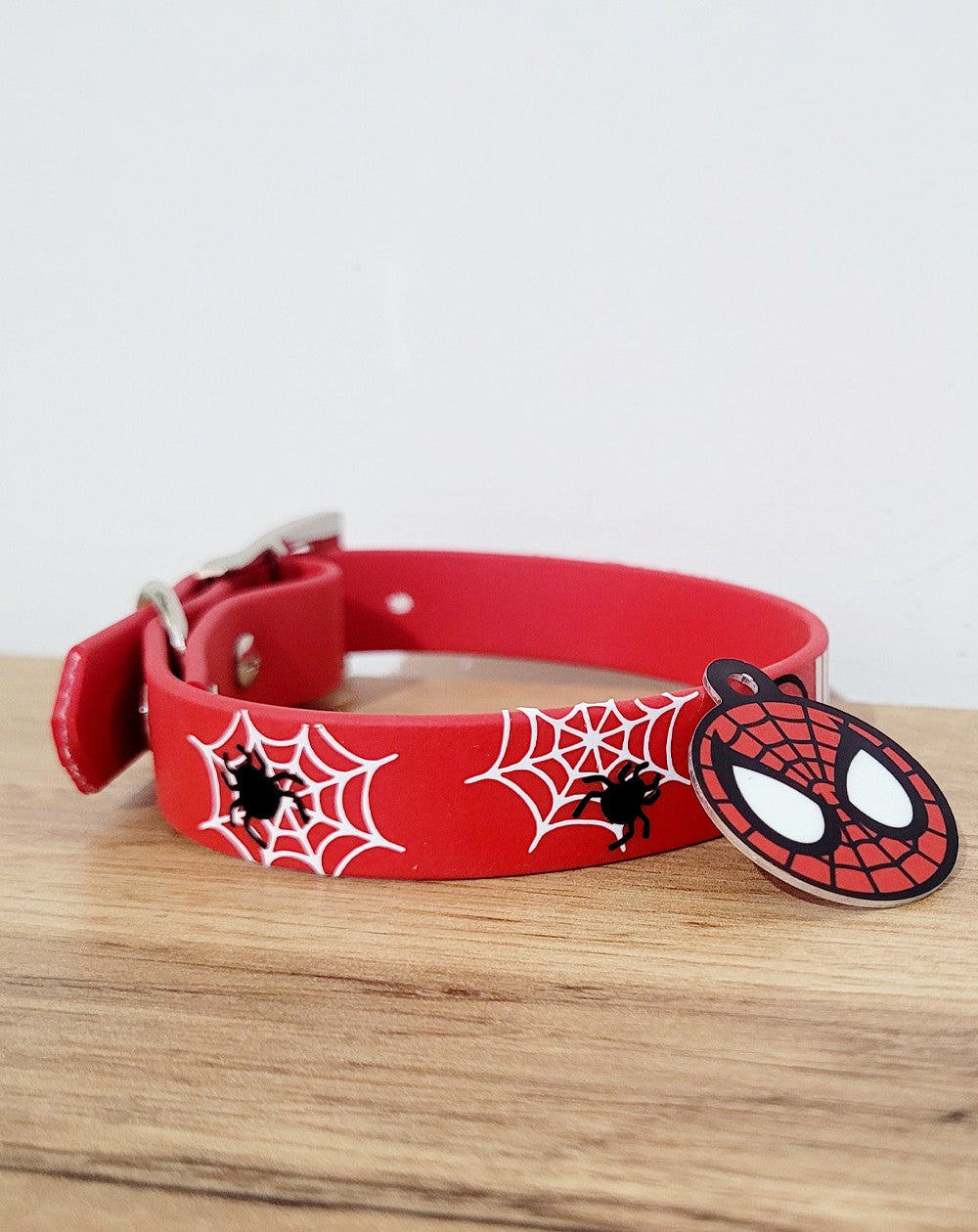 Collare personalizzato con nome per cani modello Spiderman