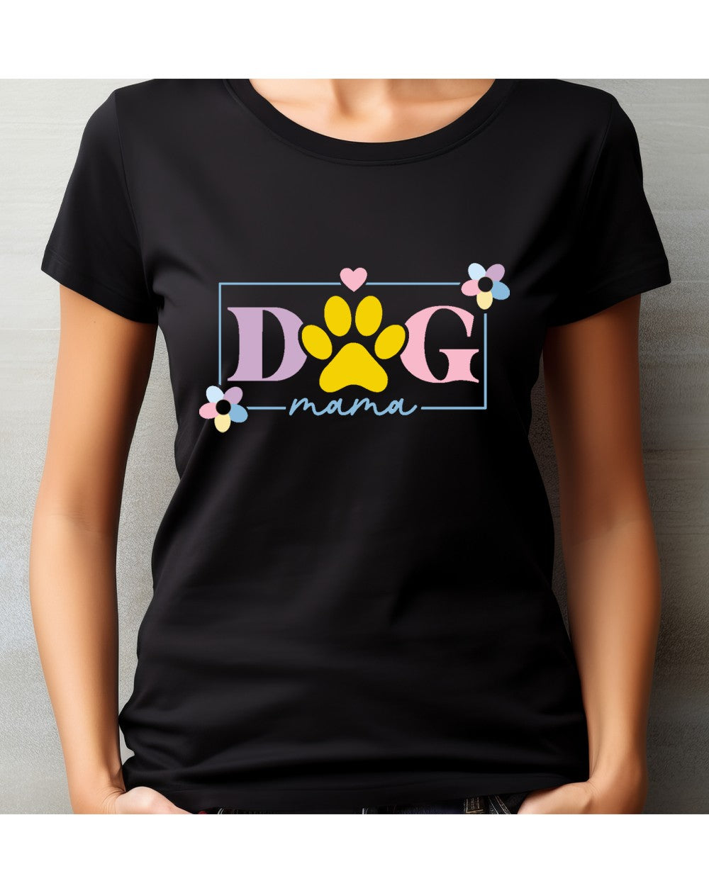 T-shirt personalizzata con frase "Dog mama"